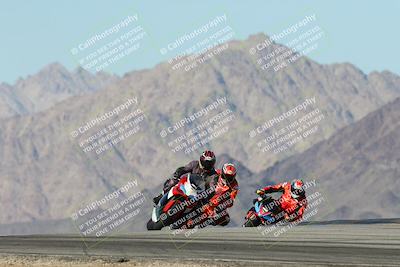 media/Dec-01-2025-Moto Forza (Mon) [[2daa91e15f]]/1-Advanced Group/Session 4 Turn 9/